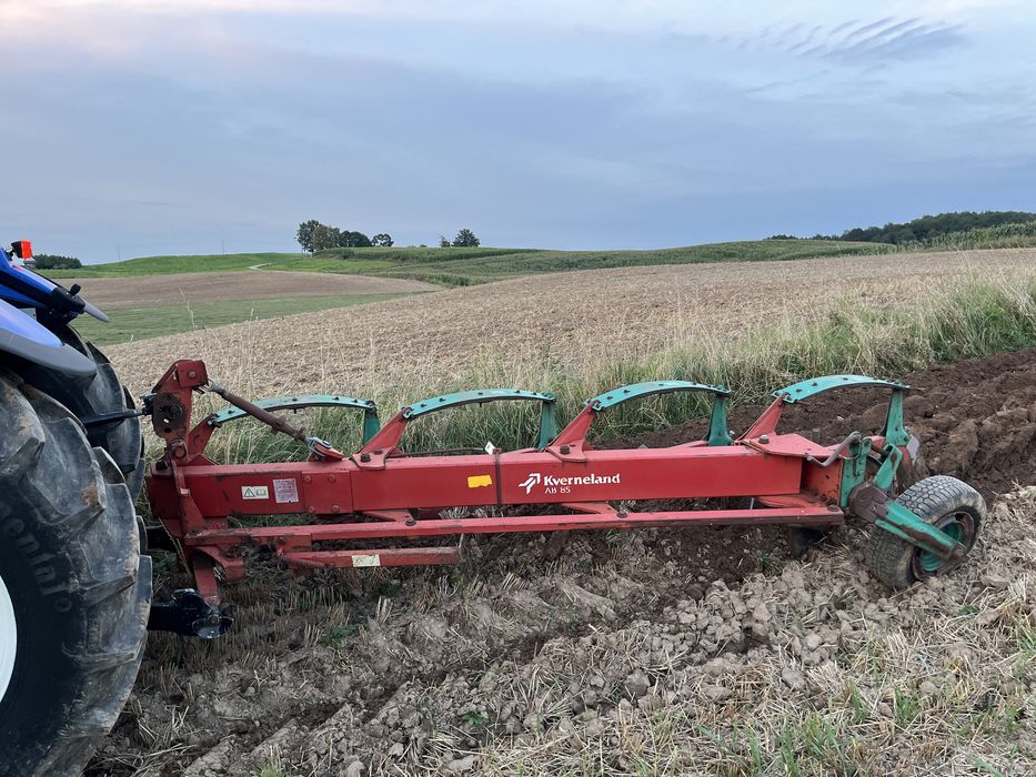 Pług Kverneland AB 85, 4 skibowy