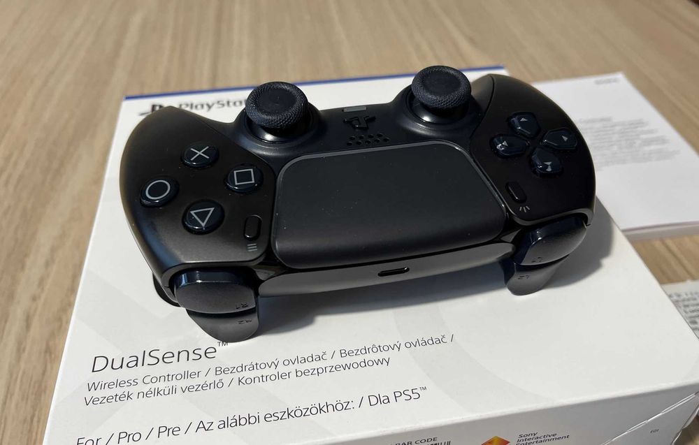 Pad Sony DualSense najnowsza wersja 1B ps5 100% sprawny GWARANCJA