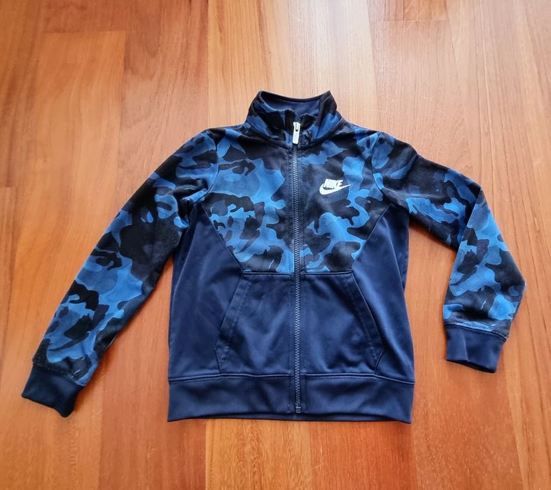 Bluza dla chłopca firmy Nike - rozm. 5-6 lat.
