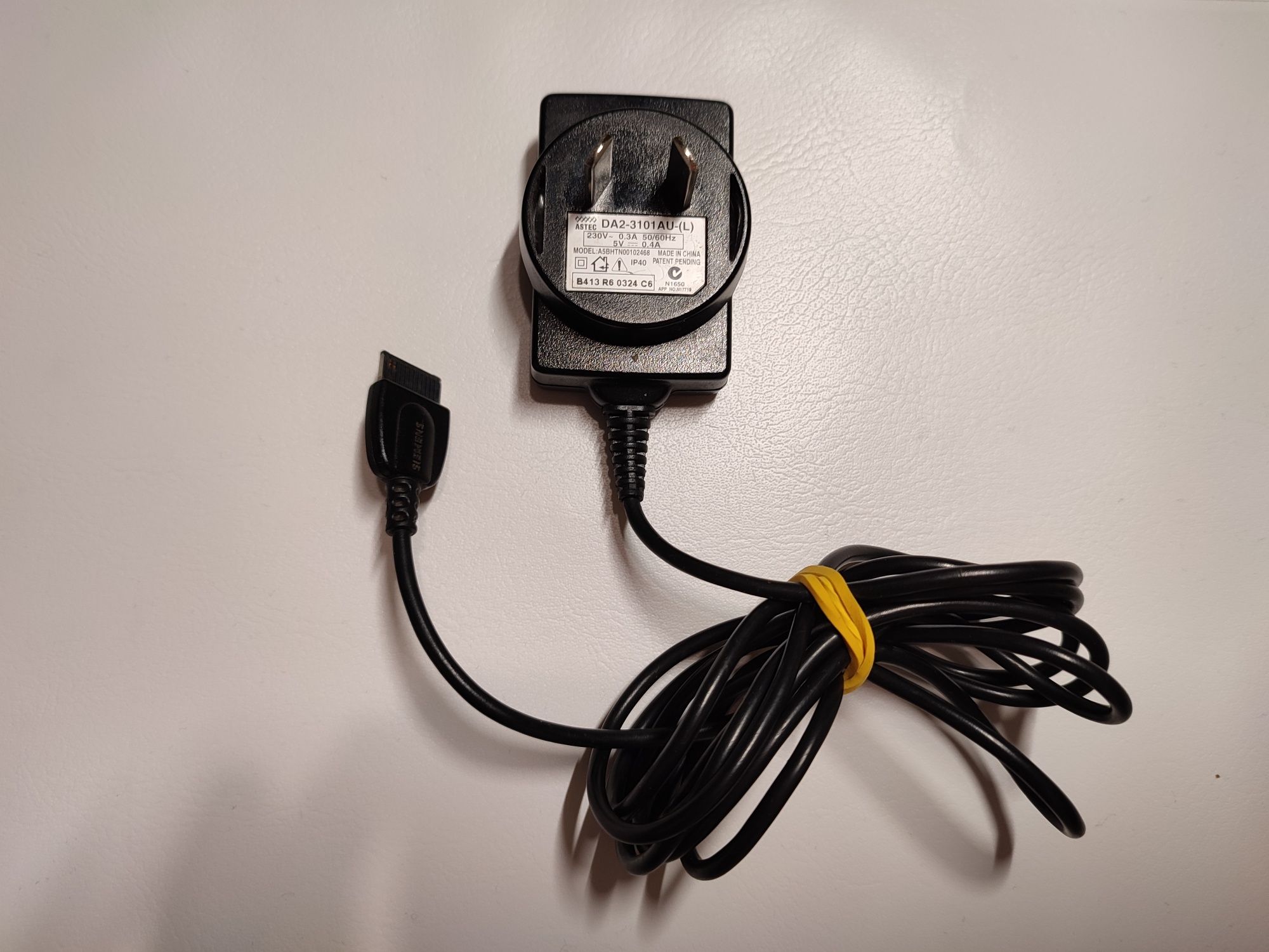 Зарядное устройство ASTEC DA2-3101EU-(L) 5V 0,4A для телефонов Siemens