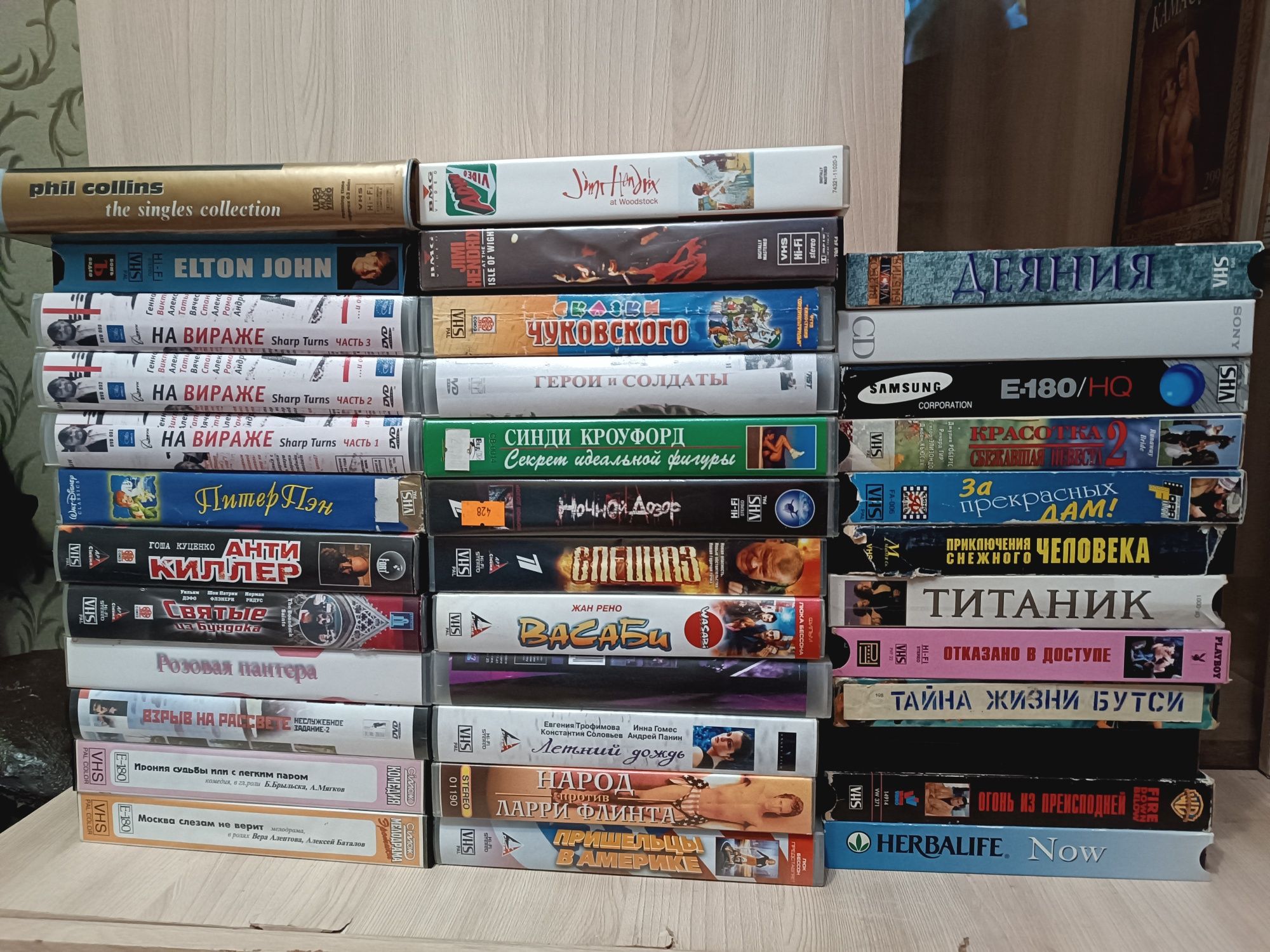 Продам dvd,двд диски,видео сд,video cd.Состояние новых.