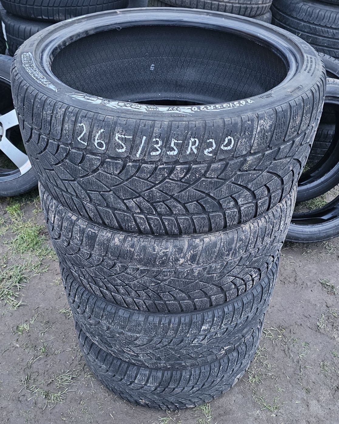 Opony zimowe Dunlop 265/35R20