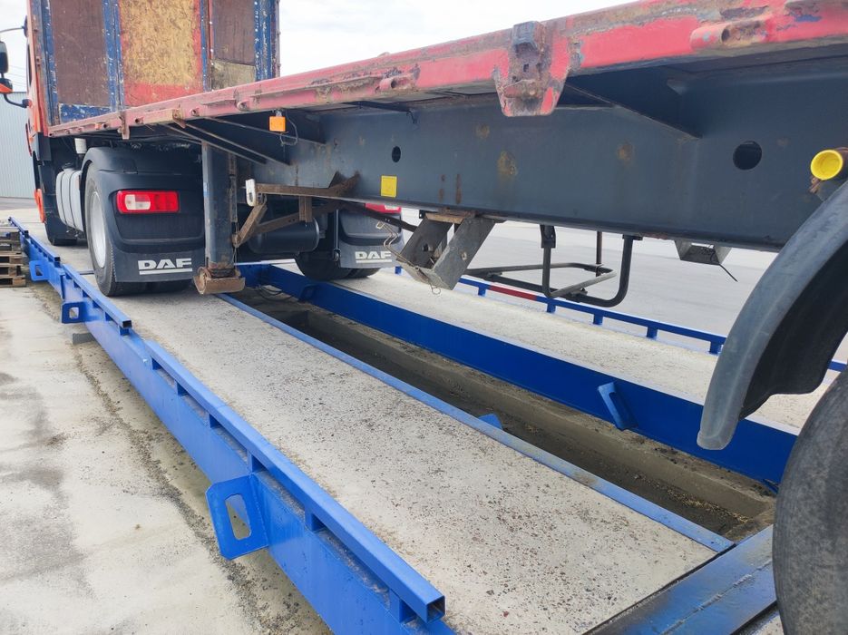 Площадка полуприцеп під солому лісовоз самоскида переобладнання