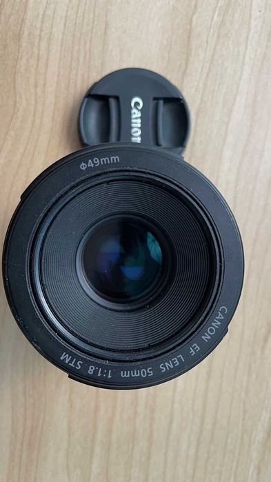 Canon 50mm f/1.8 + Adaptador EF–EOS M