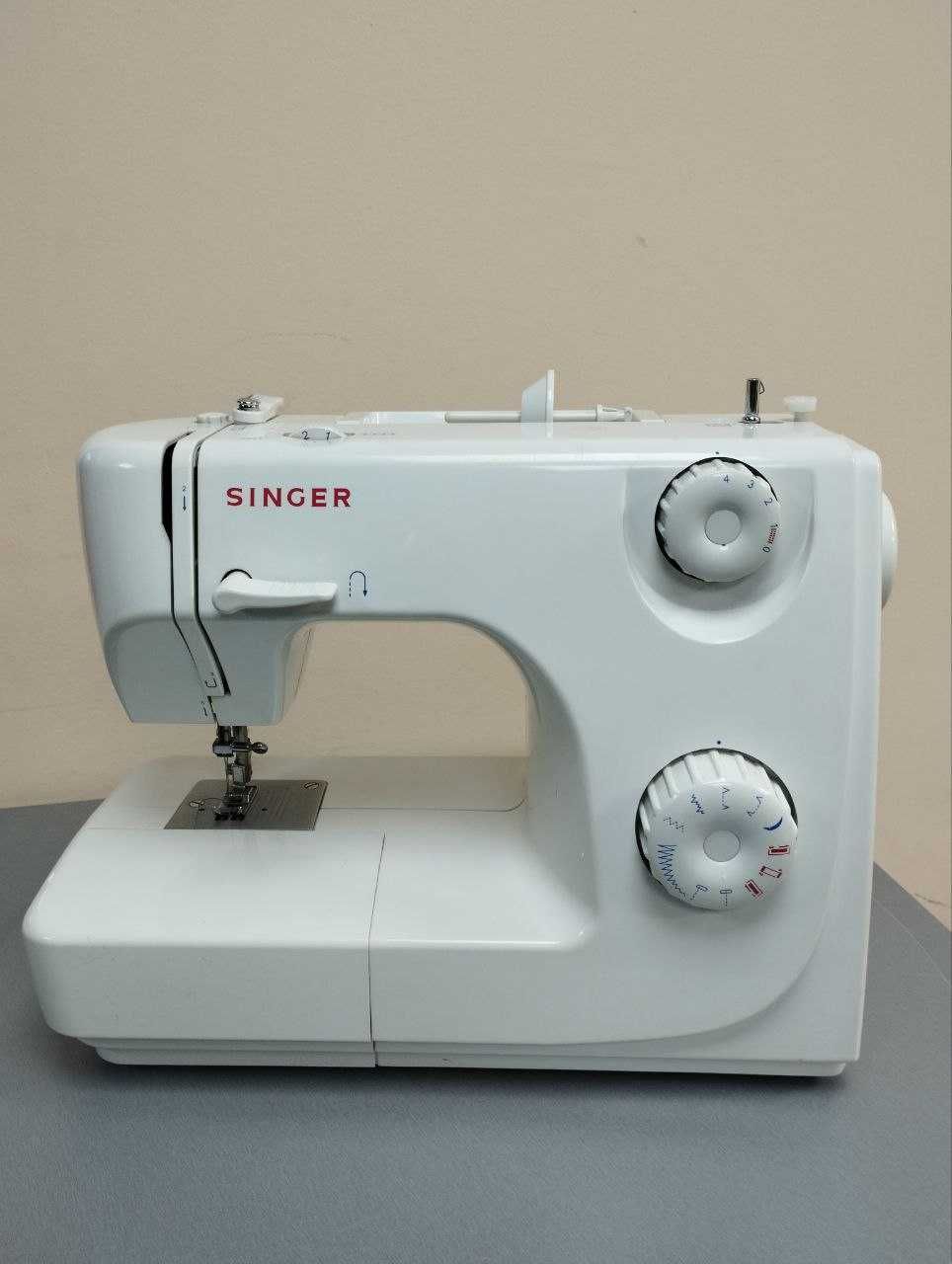 Швейна машина Singer 8280