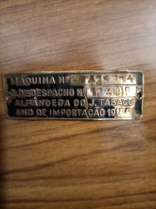 Máquina de costura antiga