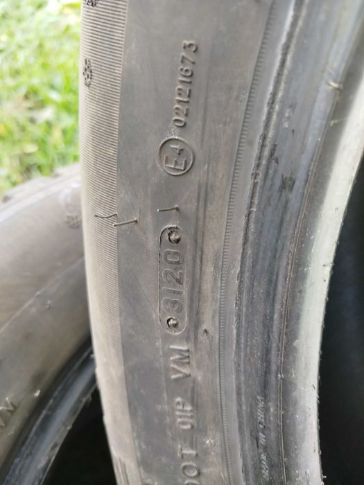 TRIANGLE Winter 235/60 r 18