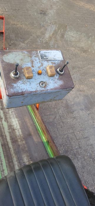 Kret, podbieracz pryzm, tasmociag, Breston