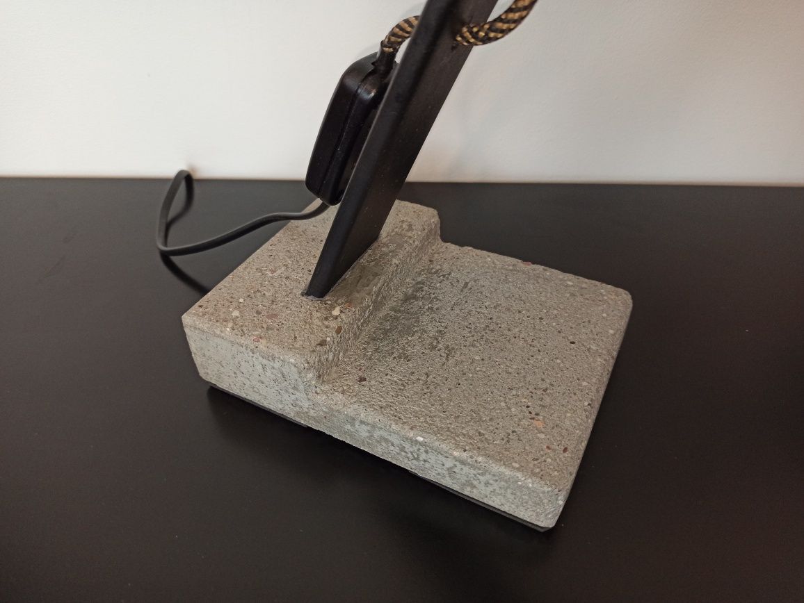 Lampa biurkowa nocna dekoracyjna loft beton drewno metal