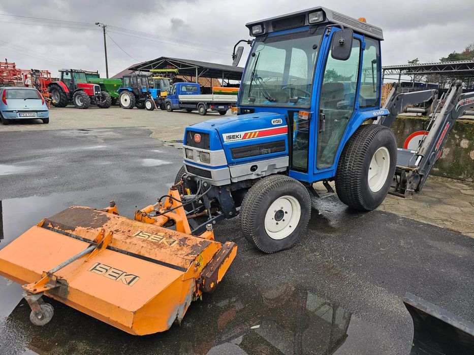 Iseki 5140  z Niemiec, mini traktor ciągnik komunalny ogrodowy zamiatarka