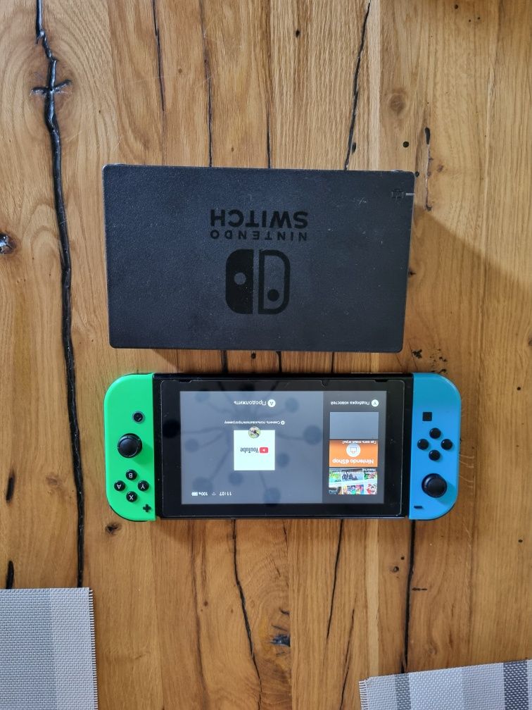 Nintendo Switch + SD 256 Gb + аксесуари