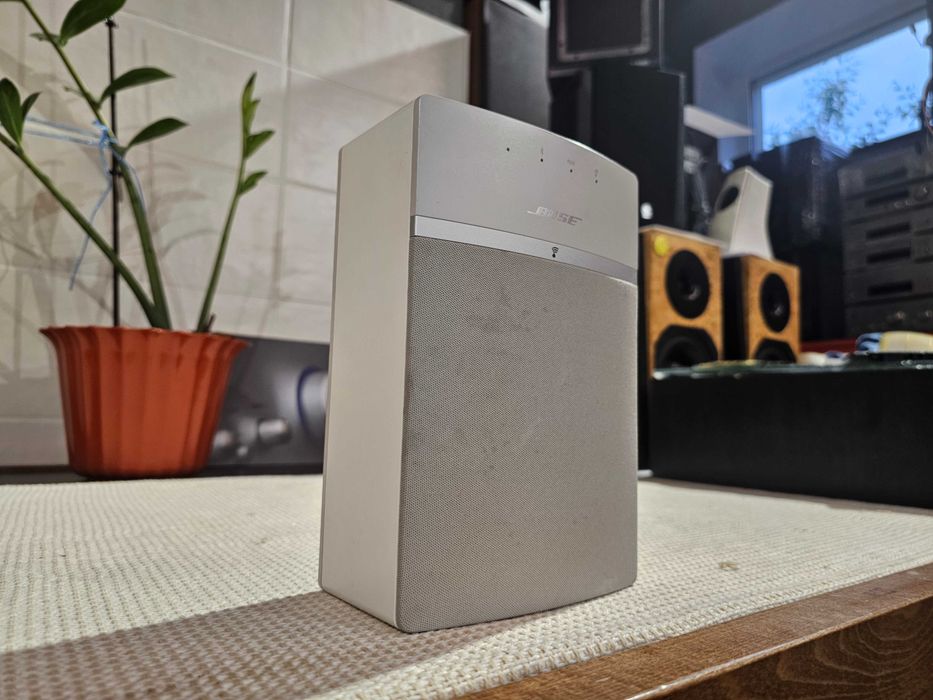Акустика BOSE SoundTouch 10 Bluetooth, Wi-Fi, AUX