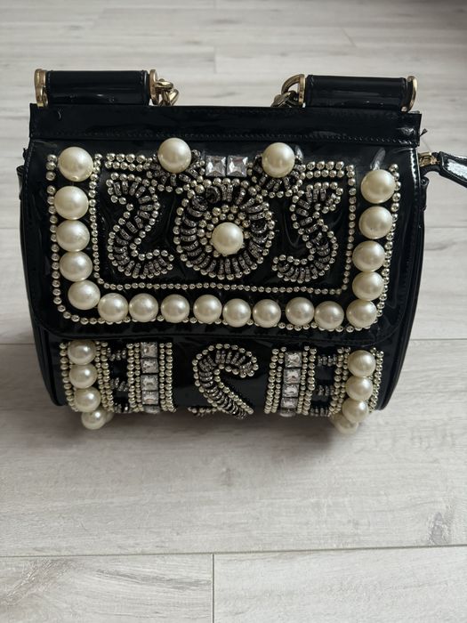 Лакова сумка з камінцями