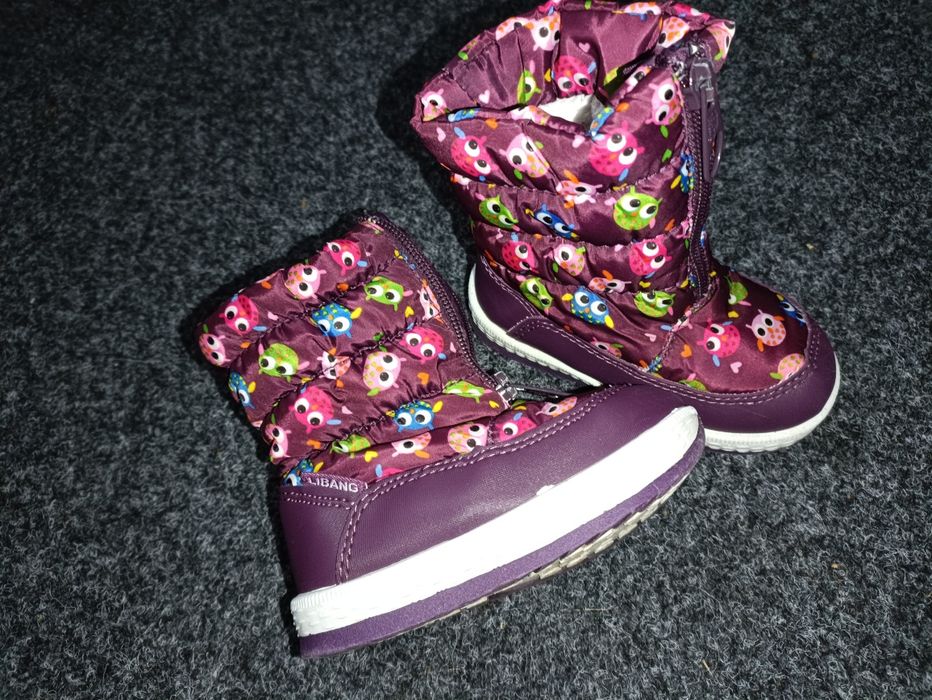 Дутіки на дівчинку