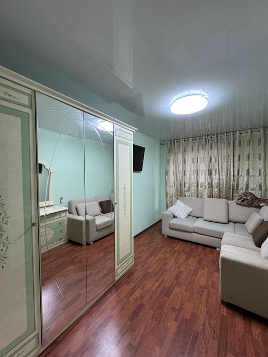 Продаж 2- во кімнатної квартири в центрі міста