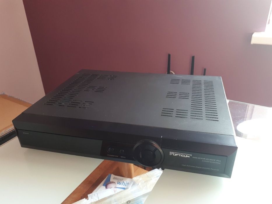 OPTICUM GLOBO 9500 HD pvr lan + pilot