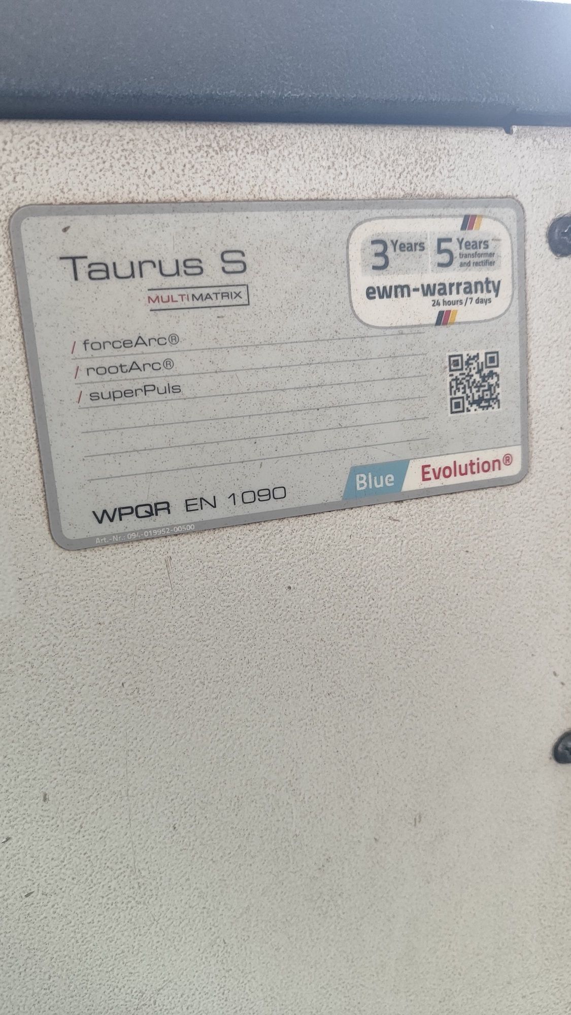 Spawarka EWM Taurus 401 synergic