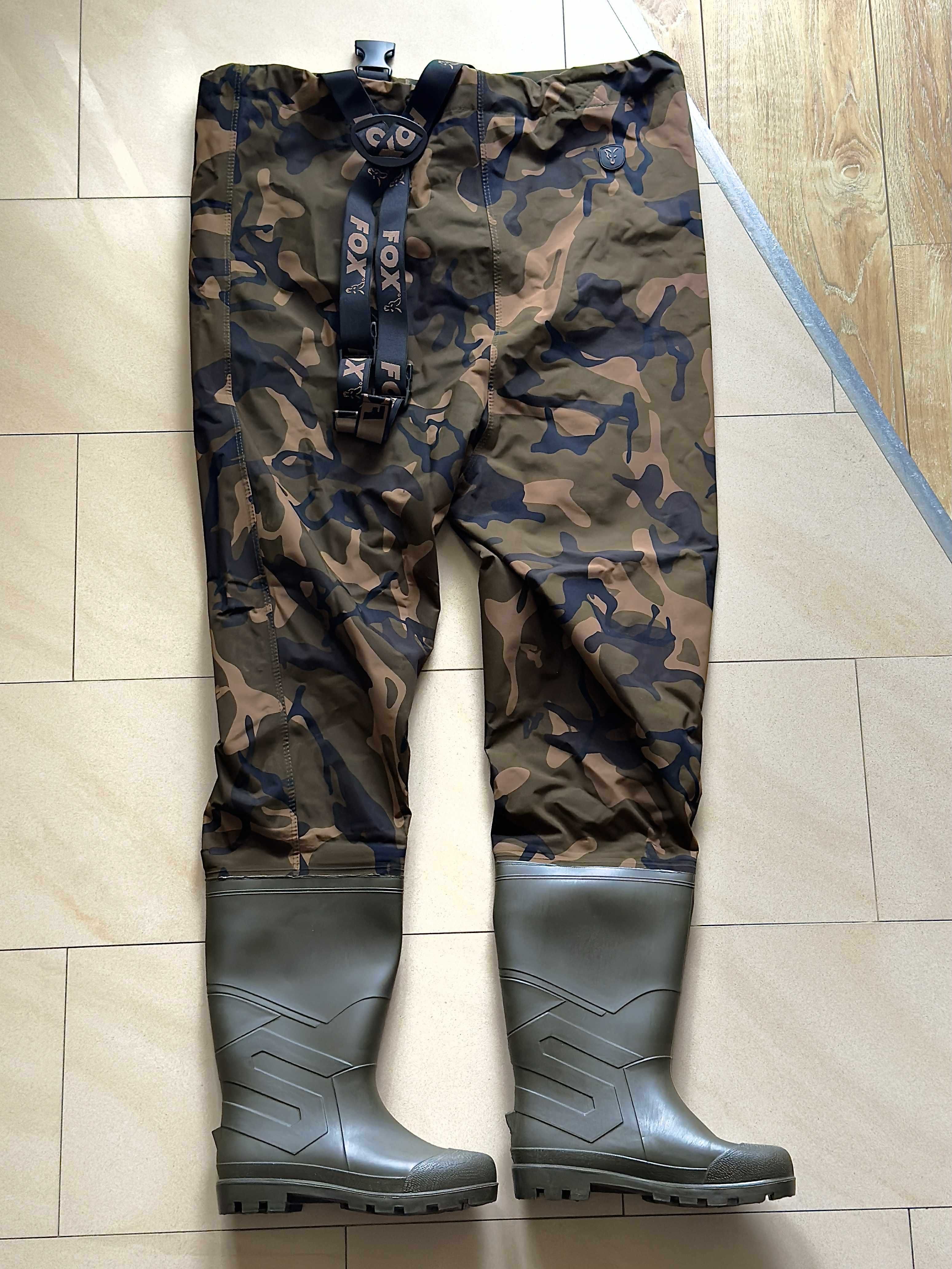 Spodniobuty Fox Lightweight Camo Roz.44