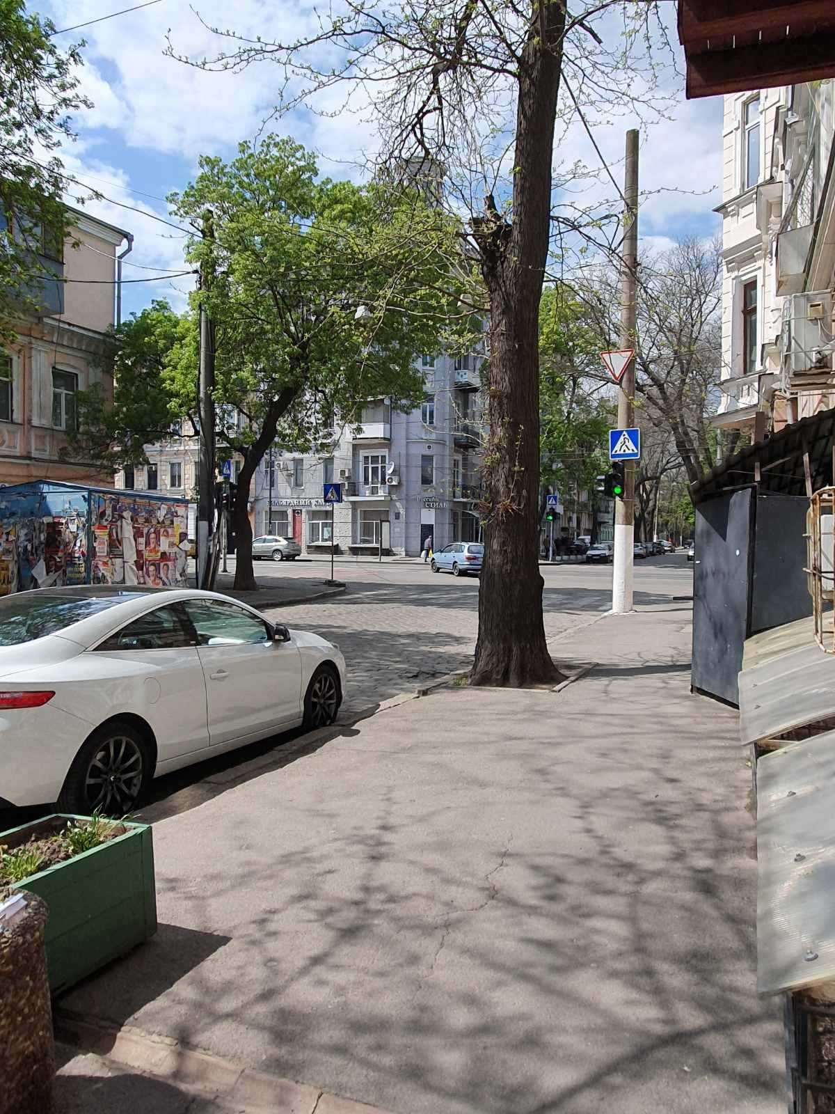 Продается  готовый офис в центре города