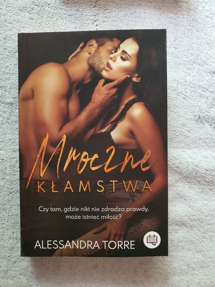 Alessandra Torre "Mroczne Kłamstwa"