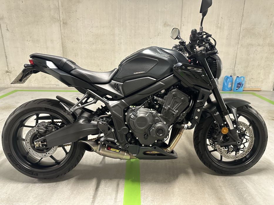 Honda CB650R Black Edition