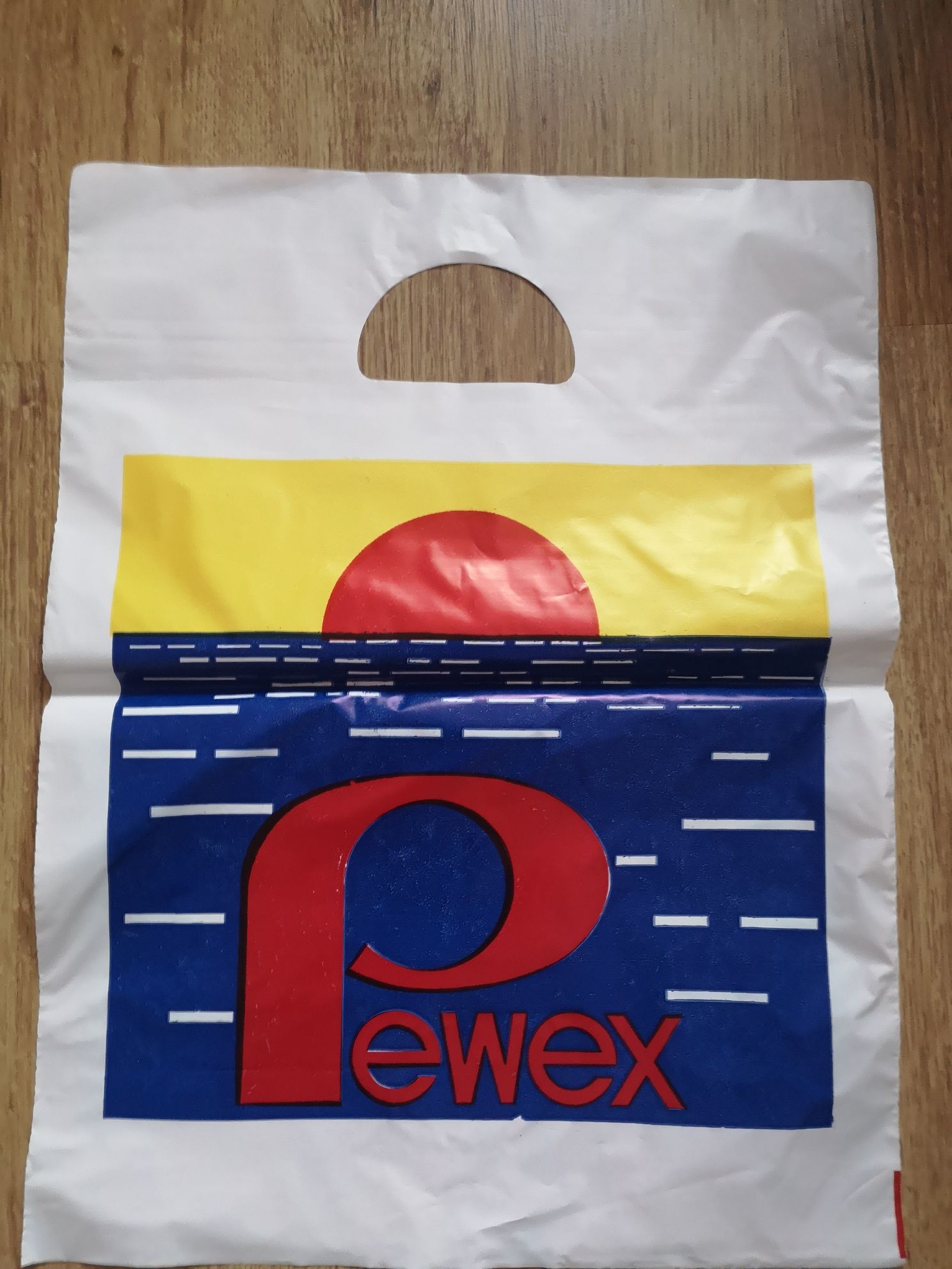 Nowa reklamówka Pewex