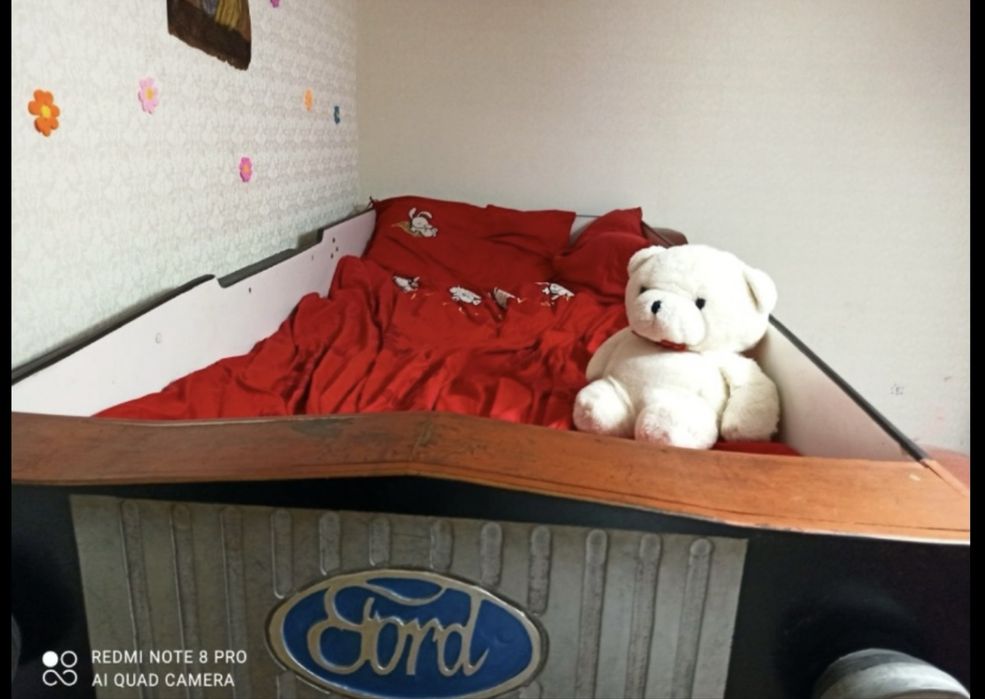 Меблі дитічі в кімнату. Від раннього віку до підлідкового.