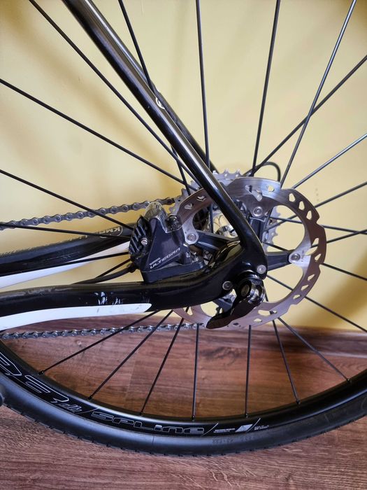 Rower karbonowy gravelowy