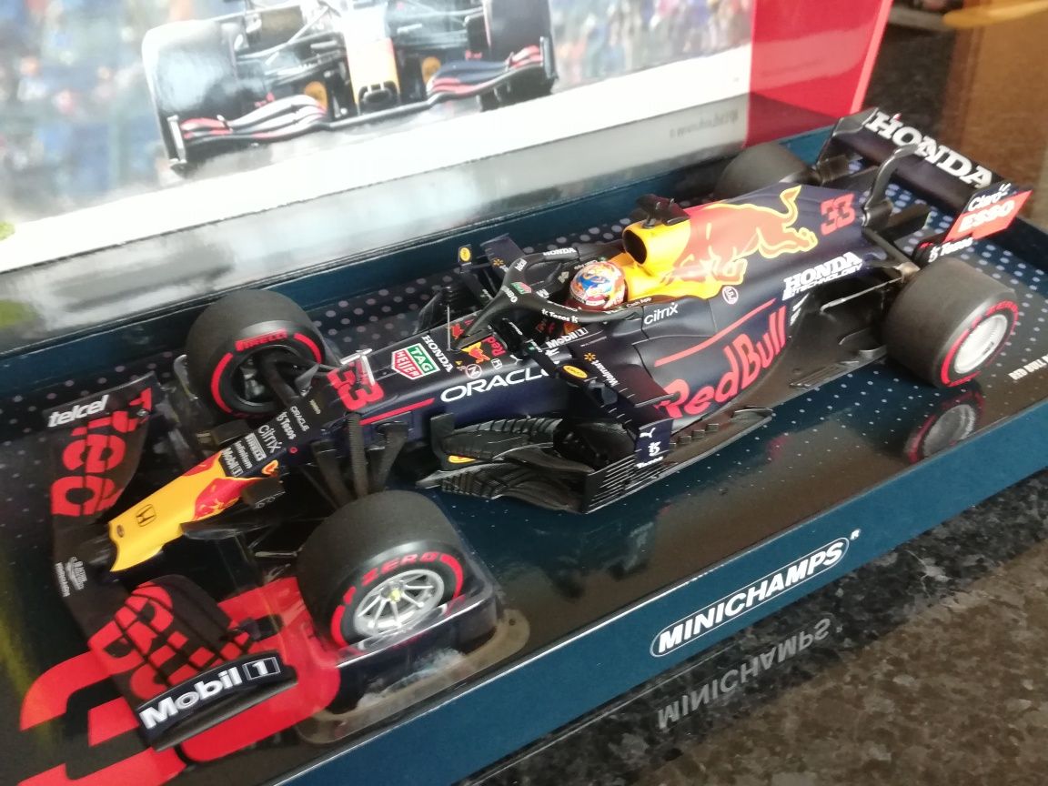 Miniatura F1 Max Verstappen edição limitada GP Holanda 2021 1/18