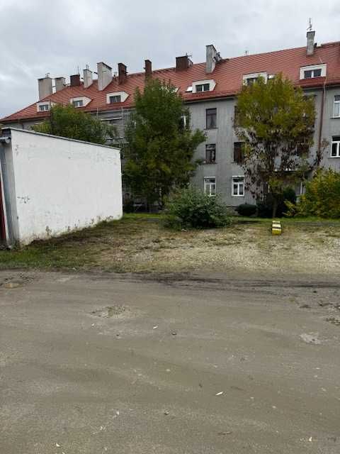 działki pod garaż Koszarowa