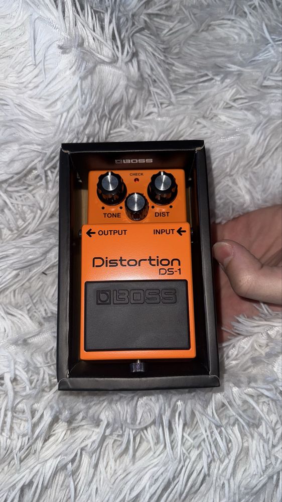 Sprzedam efekt gitarowy DS-1 distortion