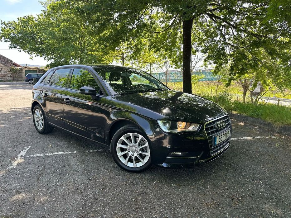 Audi A3 Sportback 1.6 TDI Attraction Business Line S-Tronic