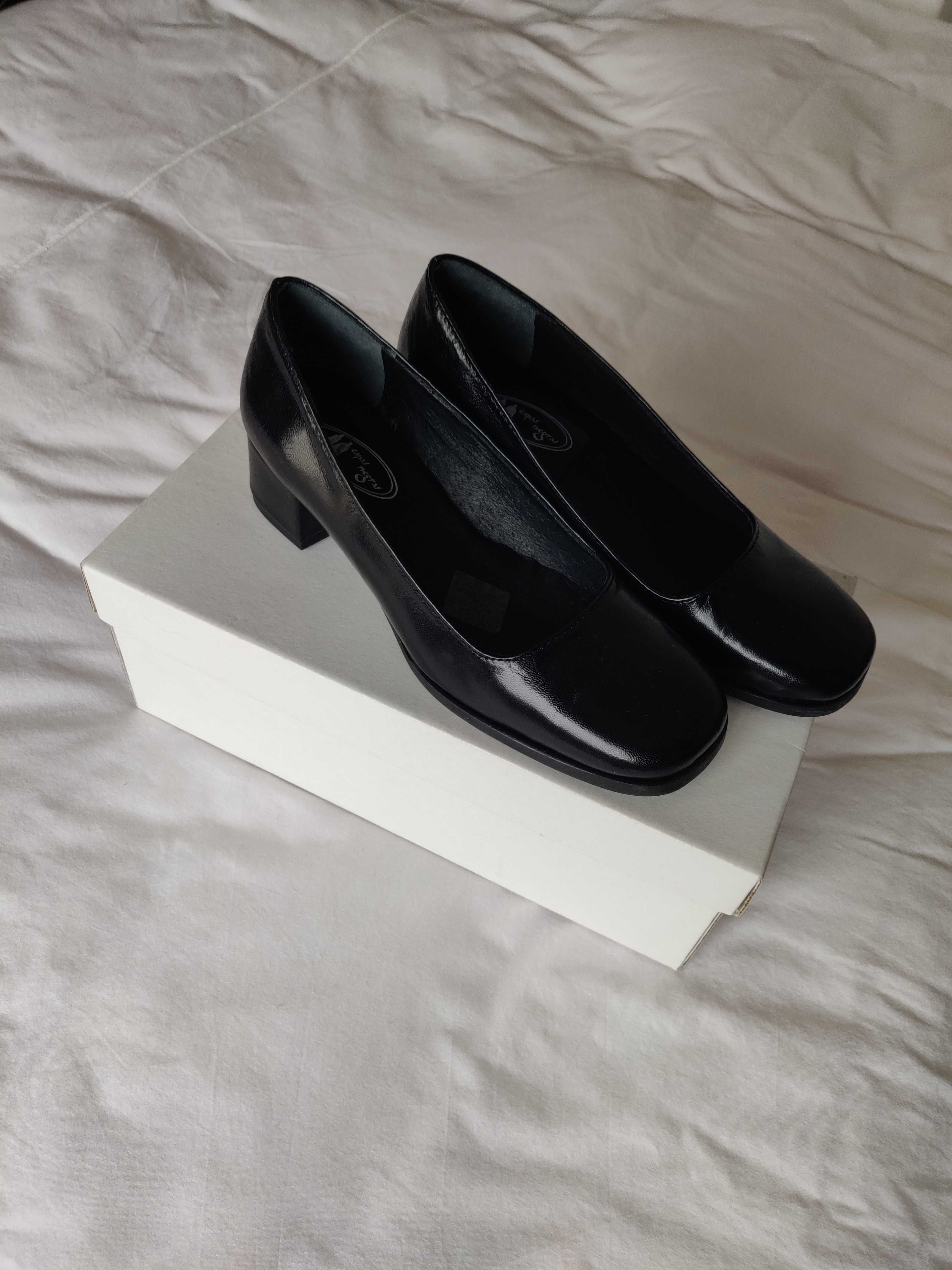 Sapatos do traje académico feminino do Porto NOVOS