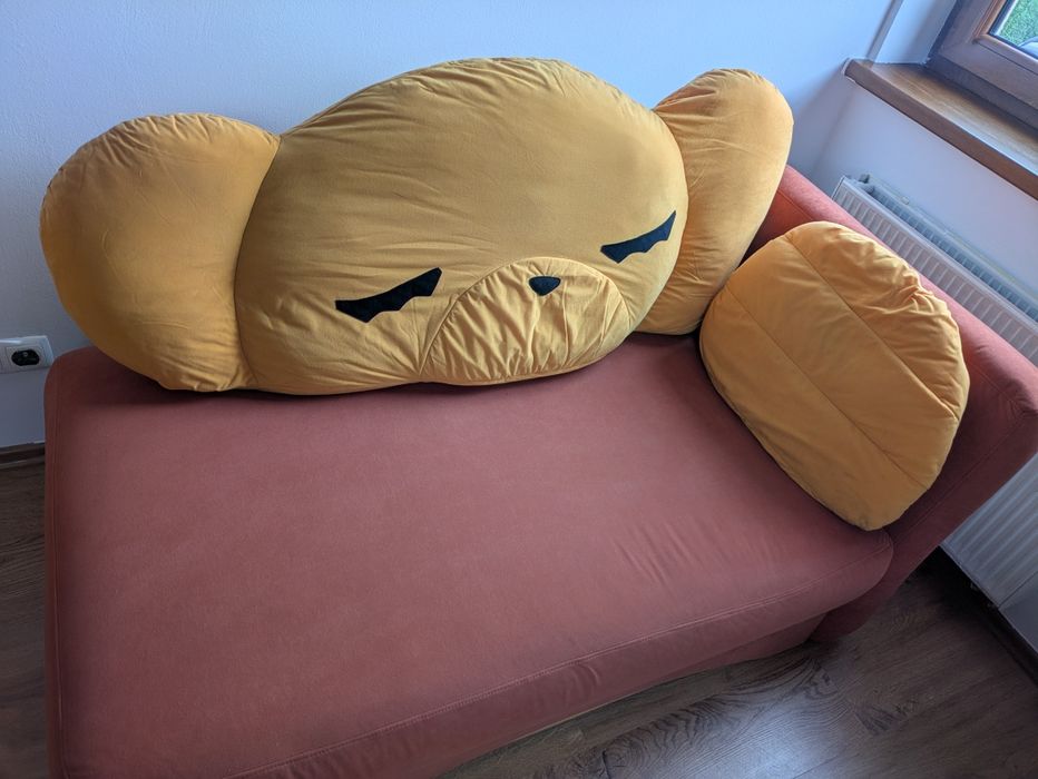 Sofa dziecięca z pojemnikiem na pościel