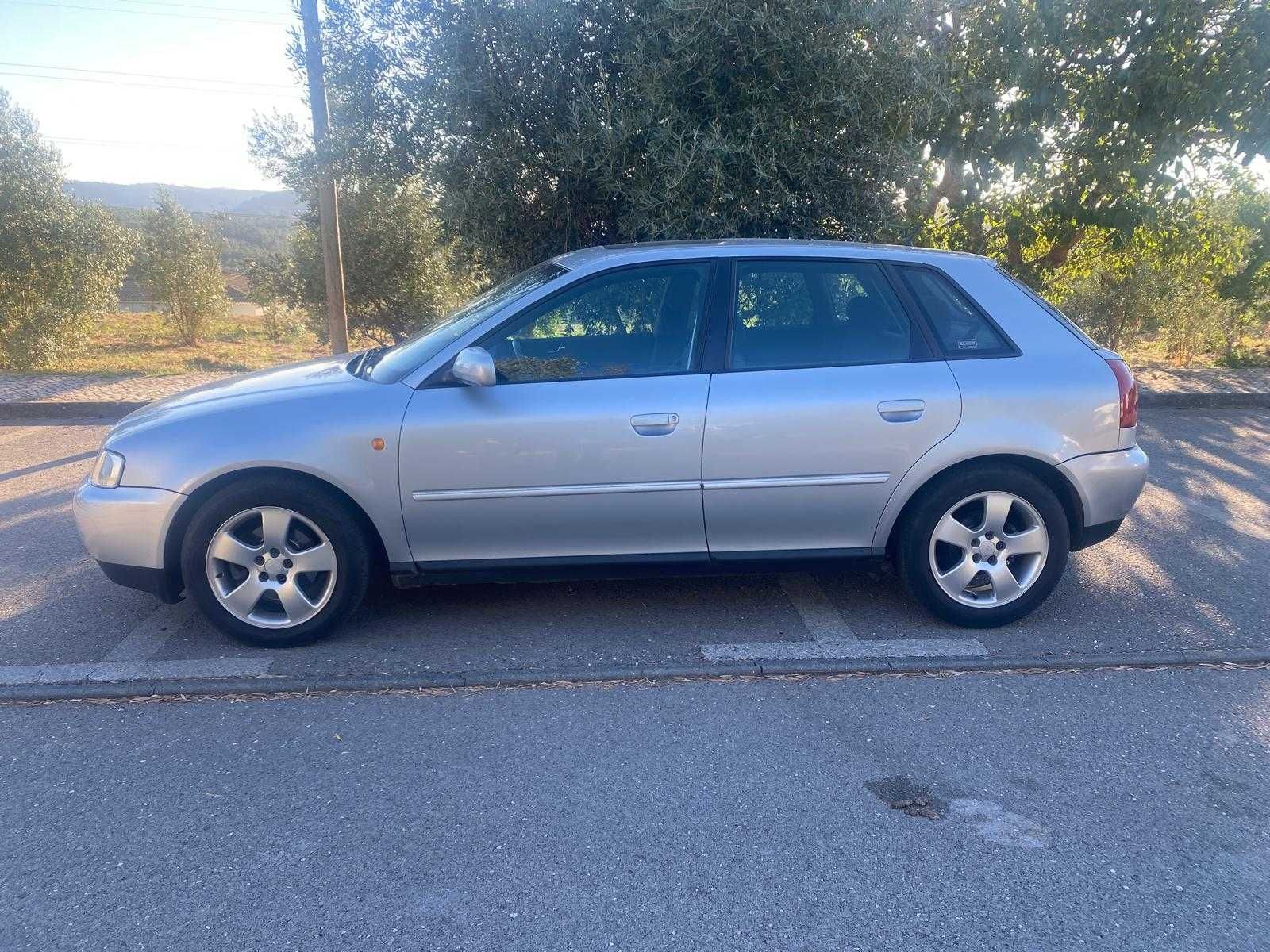 Audi A3 1.9TDI 110CV 5 Portas