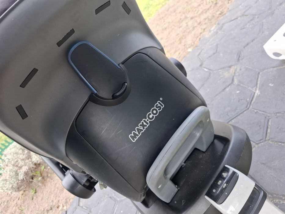 Maxi cosí pebble автокресло до 10-12 кг