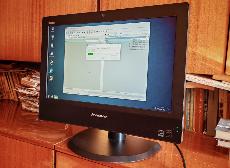 Komputer All In One Lenovo M73z pamięć 8GB, Dysk 500GB, i3