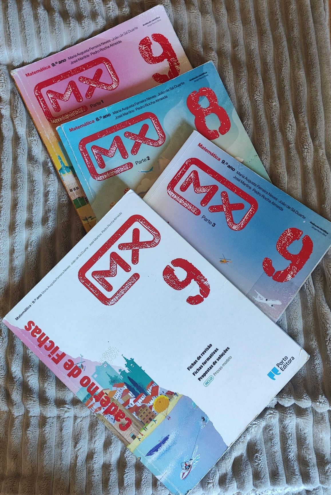 Manual parte 1,2 e 3+ caderno de atividades de matemática 9°ano