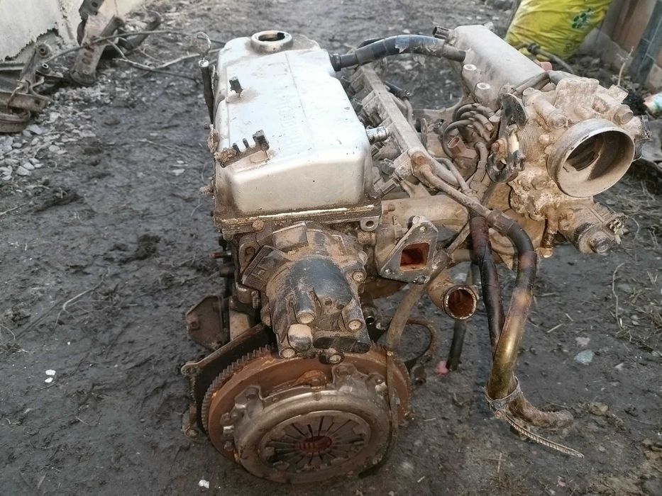 Продам двигатель Mitsubishi Lancer 8 1998 года 1.3