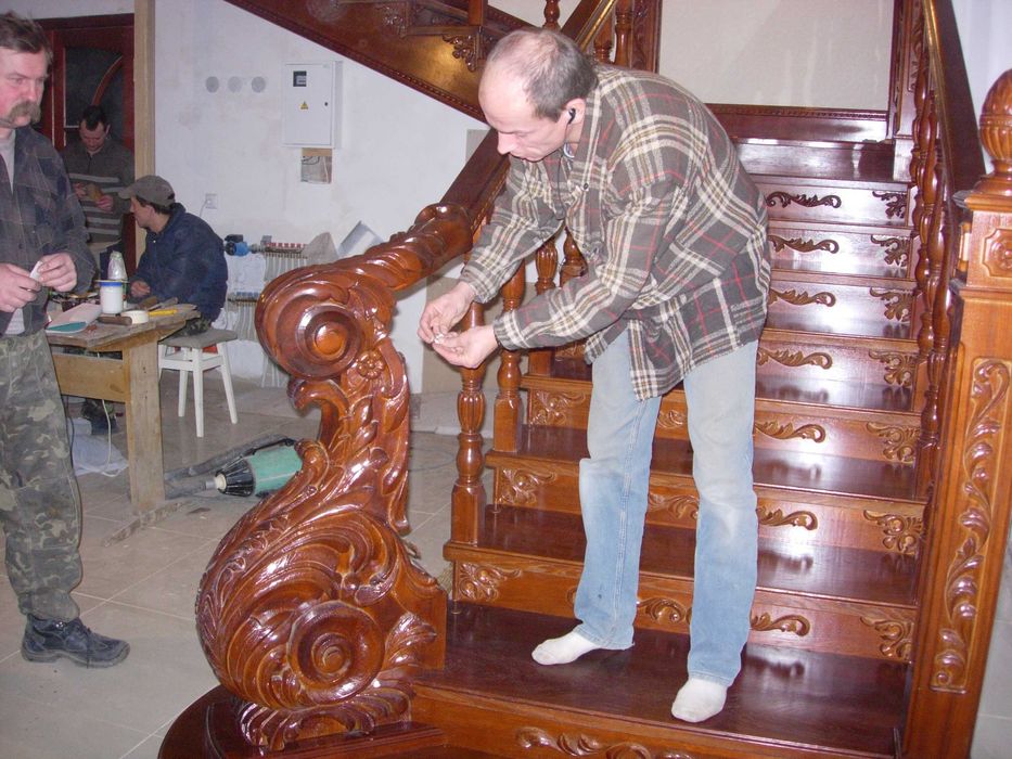 Любой сложности и стиля, ИЗГОТОВЛЕНИЕ лестниц на заказ