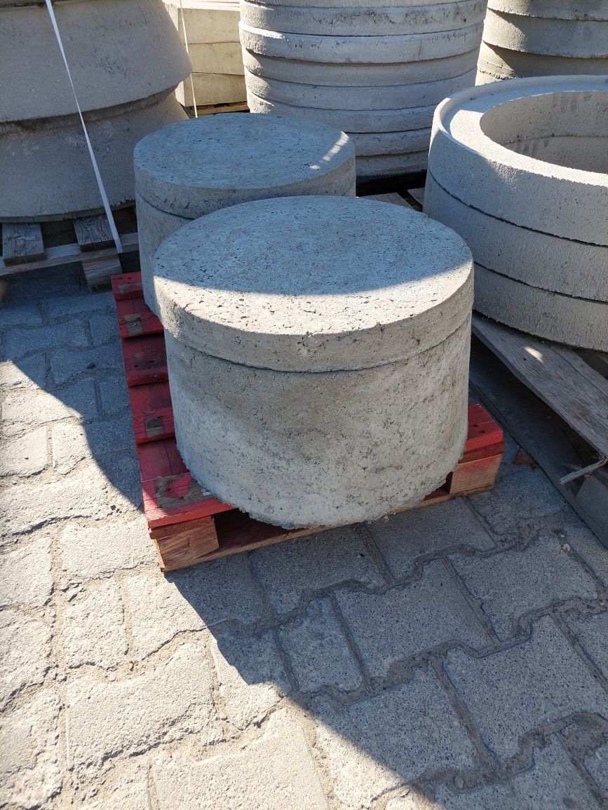 Stożek betonowy 315 , na rurę karbowaną  315 mm
