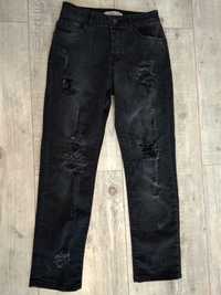 Spodnie dżinsowe,jeansowe girlfriend Bershka r.34