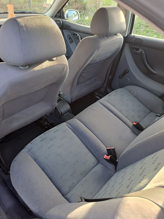 Seat leon 1.9 Tdi de 2002 Bom estado