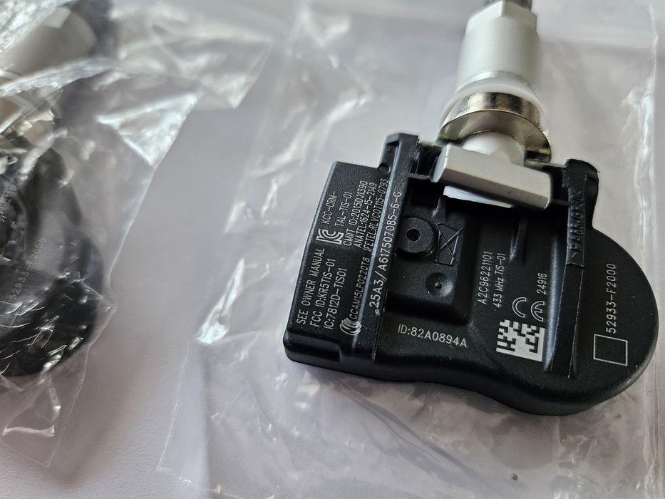 Czujniki ciśnienia TPMS Hyundai Kia x4 komplet 52933-F2000