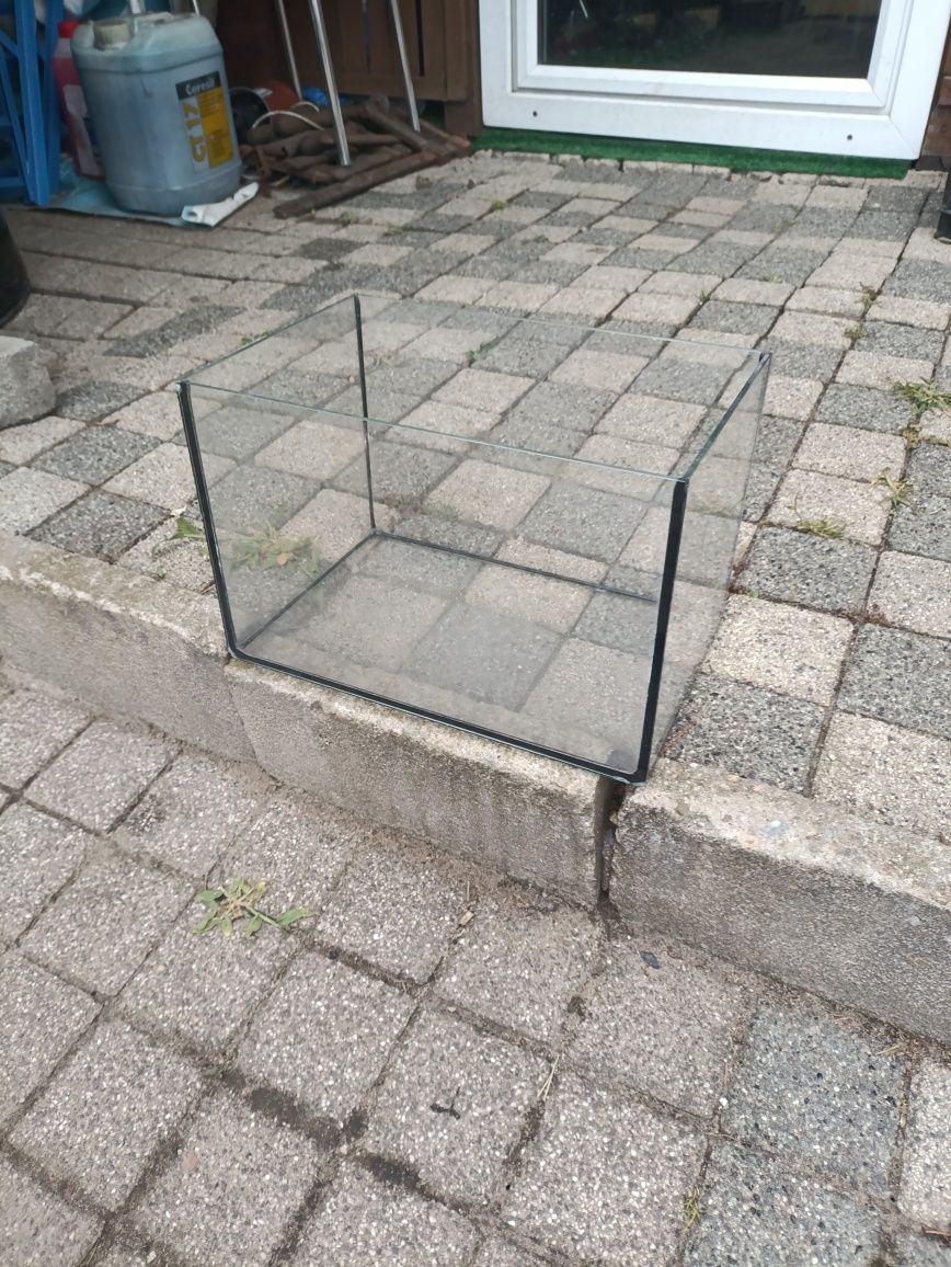 Akwarium,terarium, wysyłka