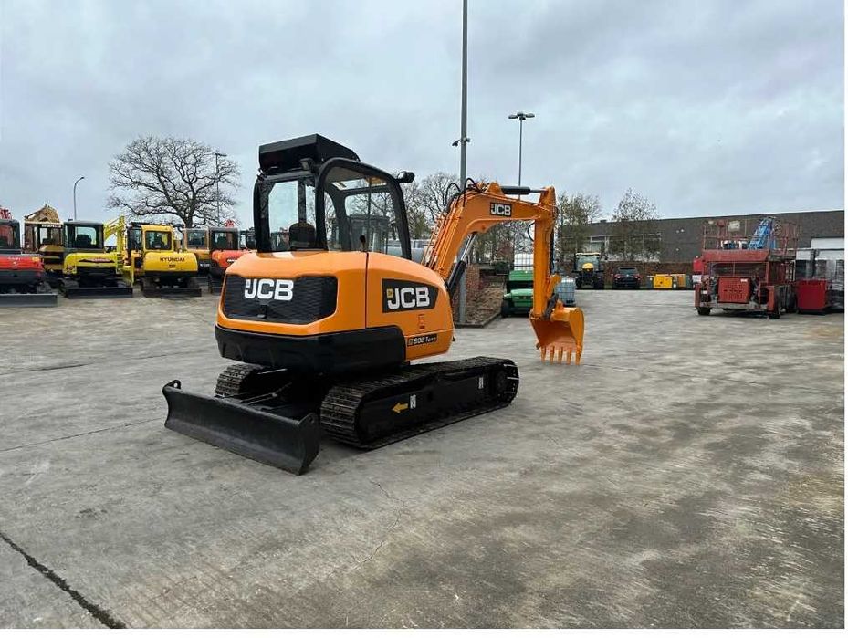 JCB - 8061 CTS - Mini Excavator - 2012
