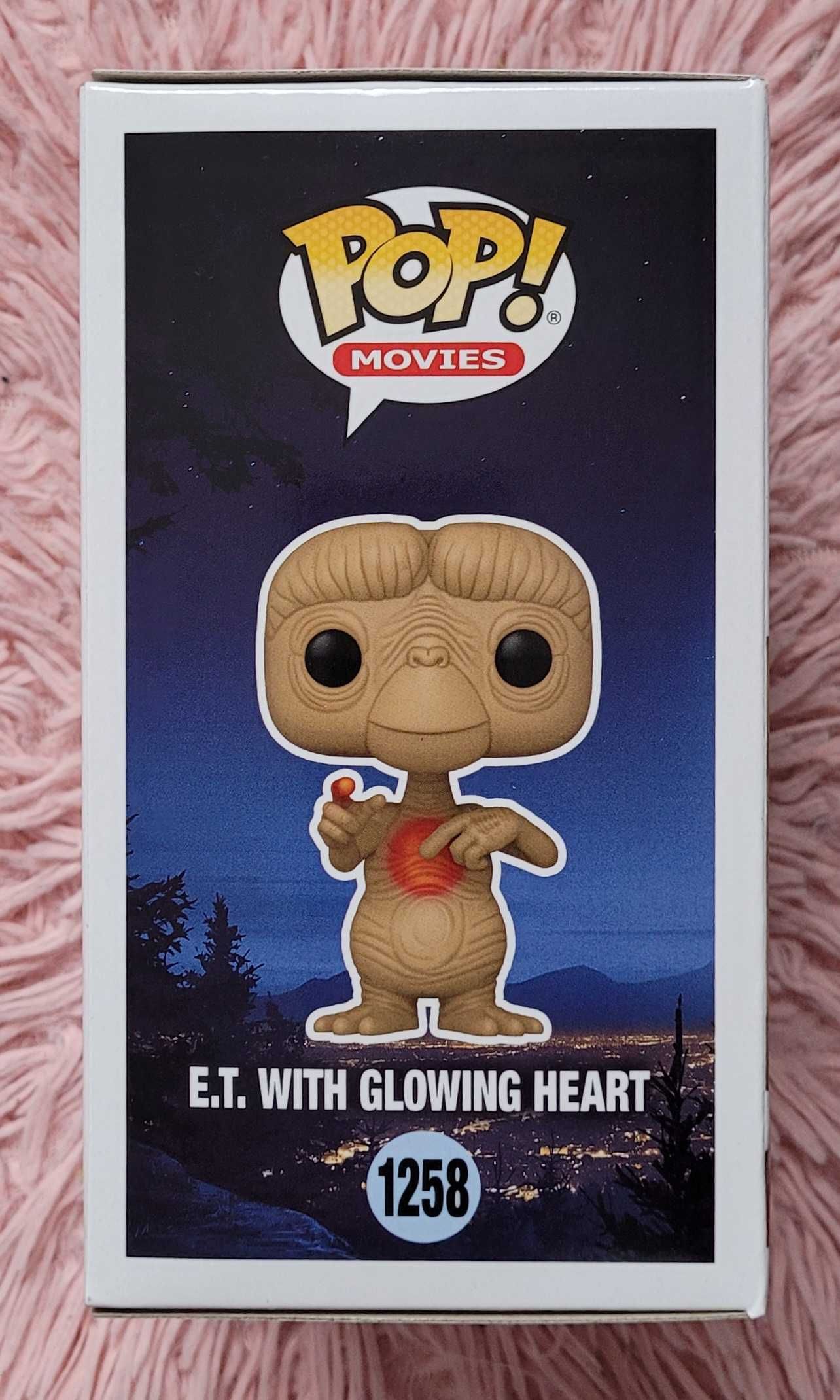 Figurka Funko POP! E.T. WITH GLOWING HEART GITD Special Edition #1258