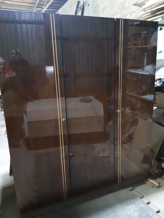 Шкаф для одежды .