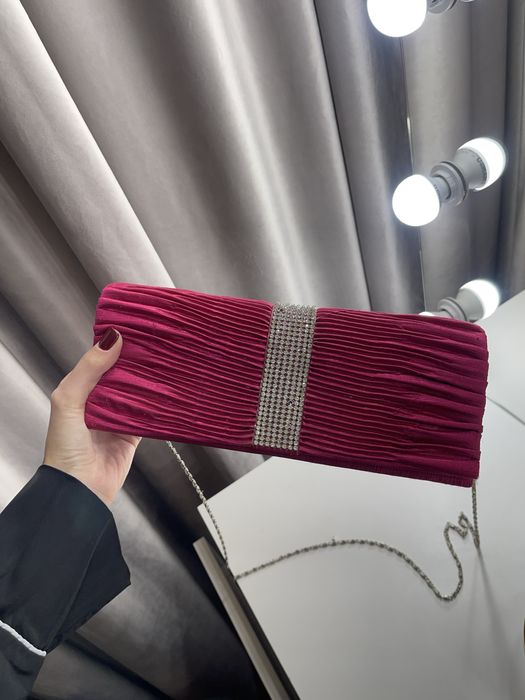 Сумка/сумочка/клатч рожевий зі стразами