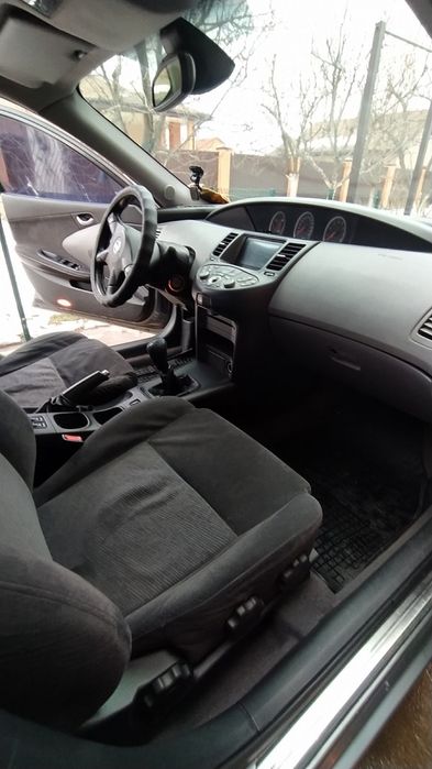Автомобіль nissan primera